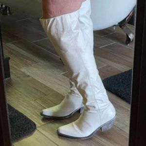 Show stopper Leather Boots WHITE- NEW in Box